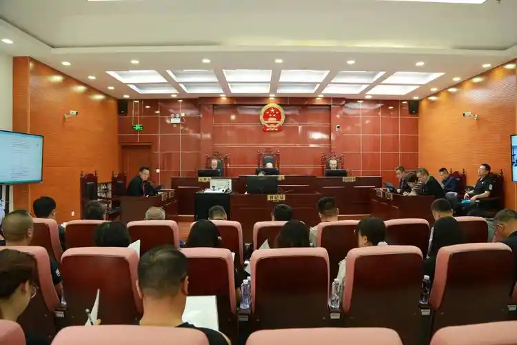 典当行借出97.5万四年收回156万仍追债，法院：驳回！高息费红线不容逾越